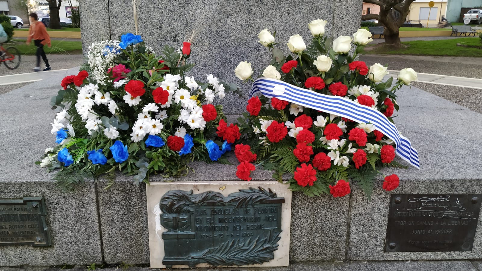 Cabildo Abierto brindó homenaje a José Artigas 4