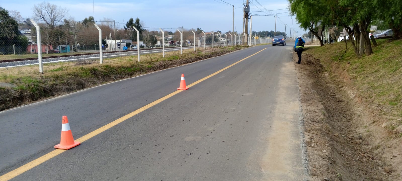 Carpeta asfáltica señalización vial y alumbrado Intendencia inauguró obras de calle Julio Castro 3