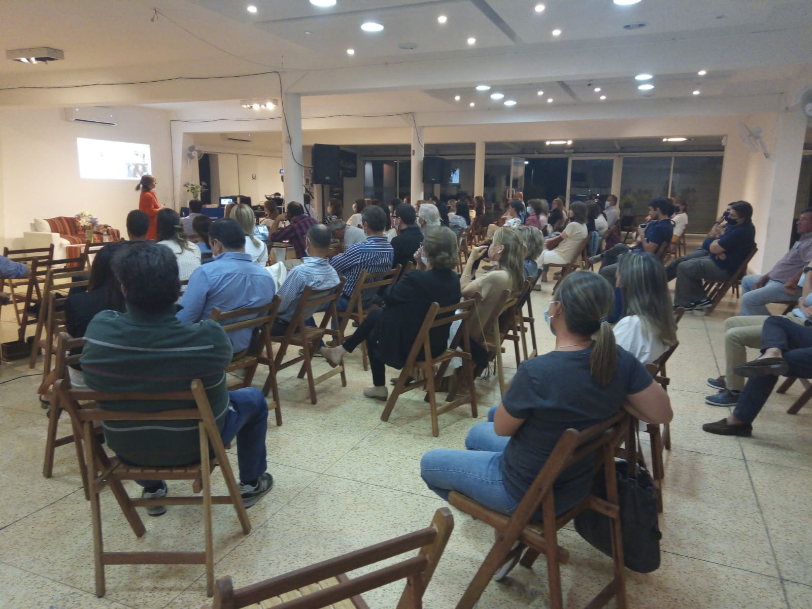 Charla en la ARF a cargo de la Psicóloga María José Soler. 2