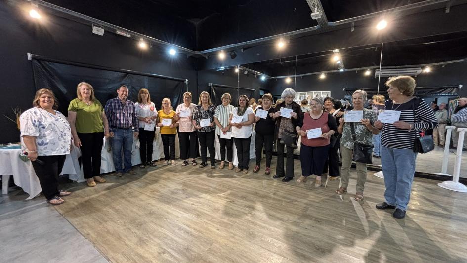 Cierre de cursos de manualidades 2024