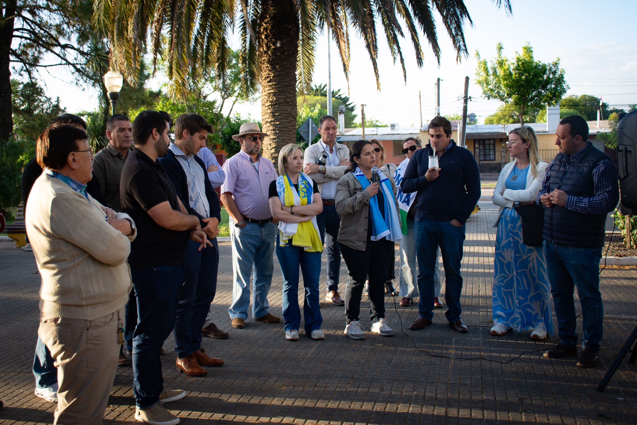 Coalición de Florida recorre el interior del departamento