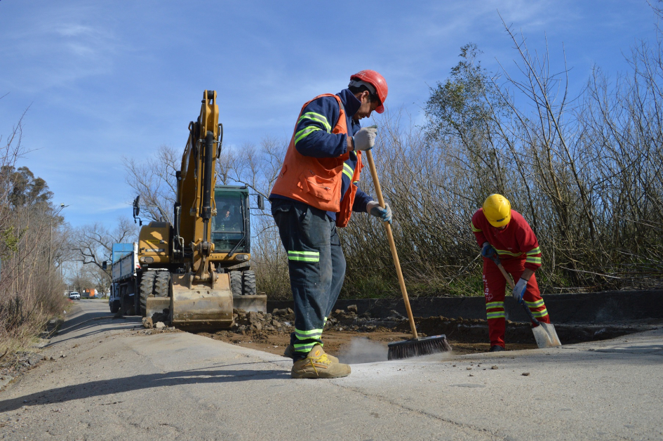 Comenzaron las obras en La Calzada sobre el Río Santa Lucía Chico