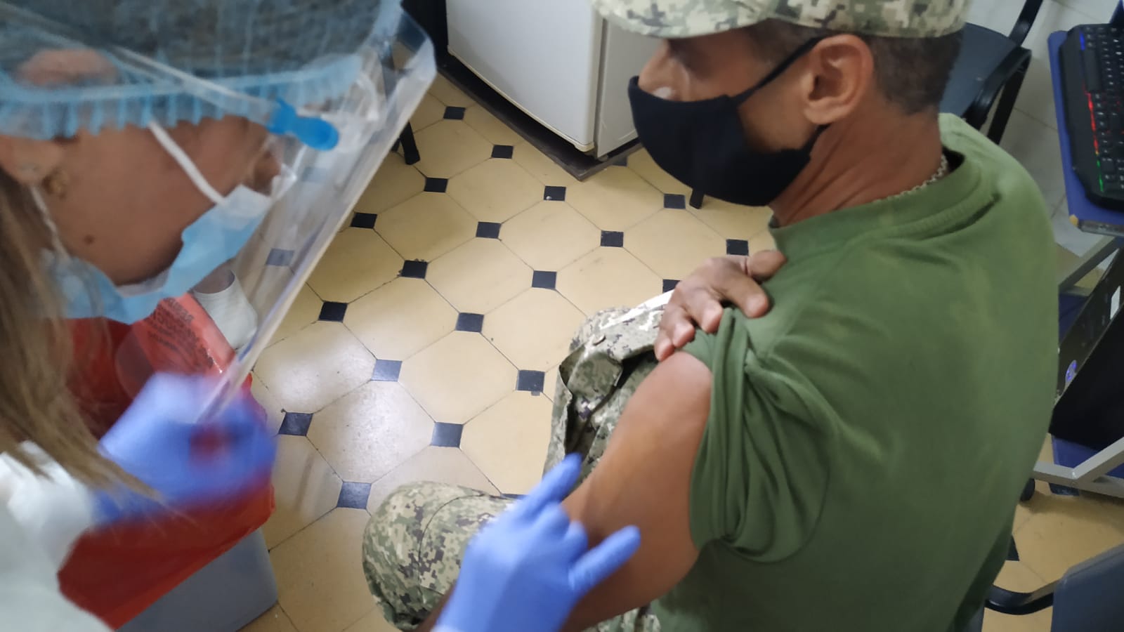 Comenzó la vacunación contra la Covid 19 en Florida. 2