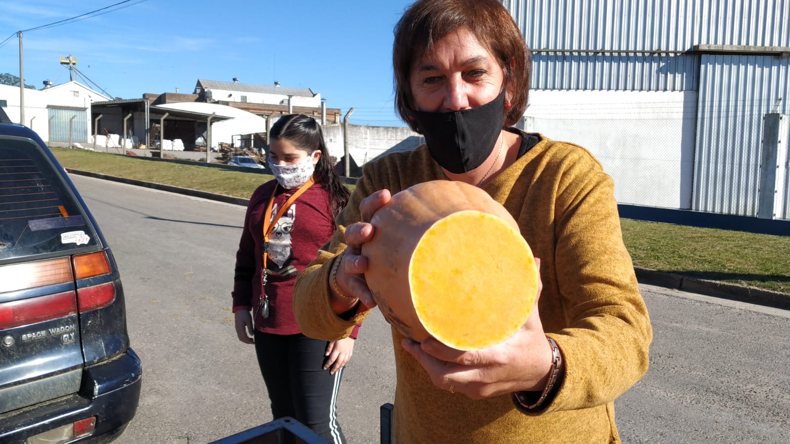 Comerciante de Florida regaló zapallos