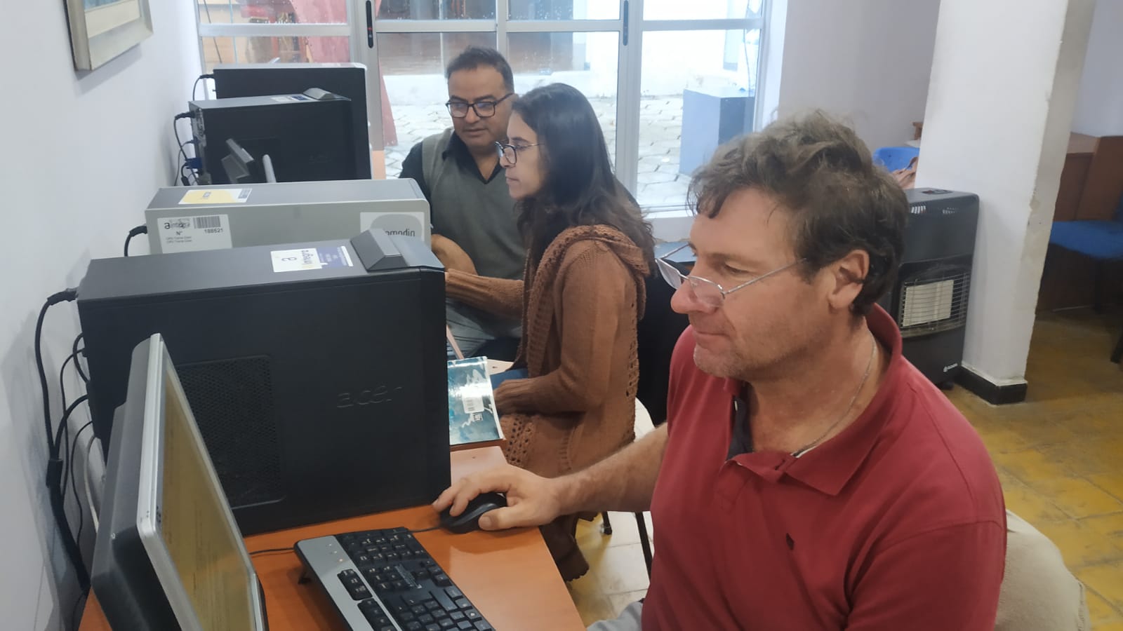 Continúan los cursos en el EID