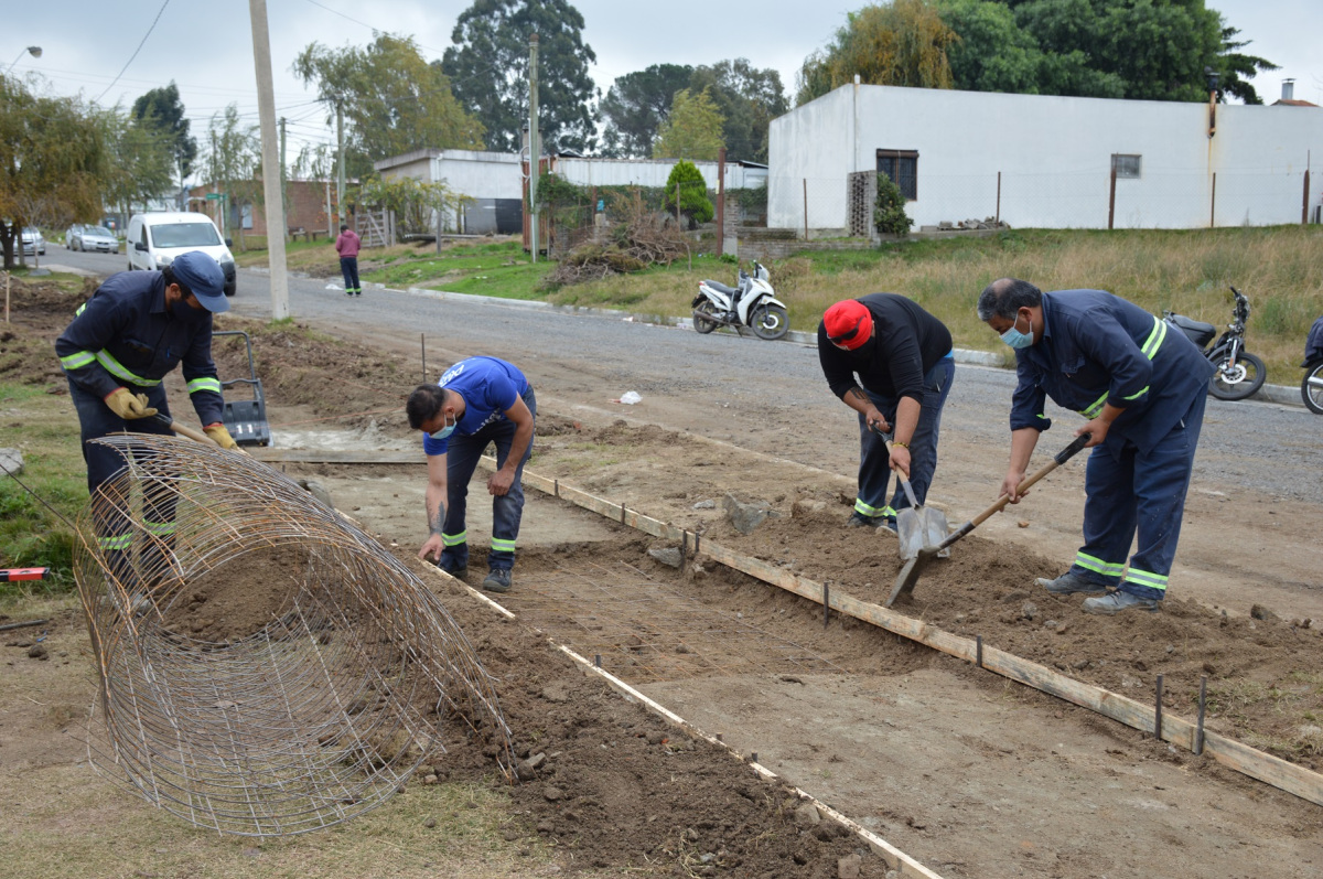 Continúan trabajos viales en la ciudad