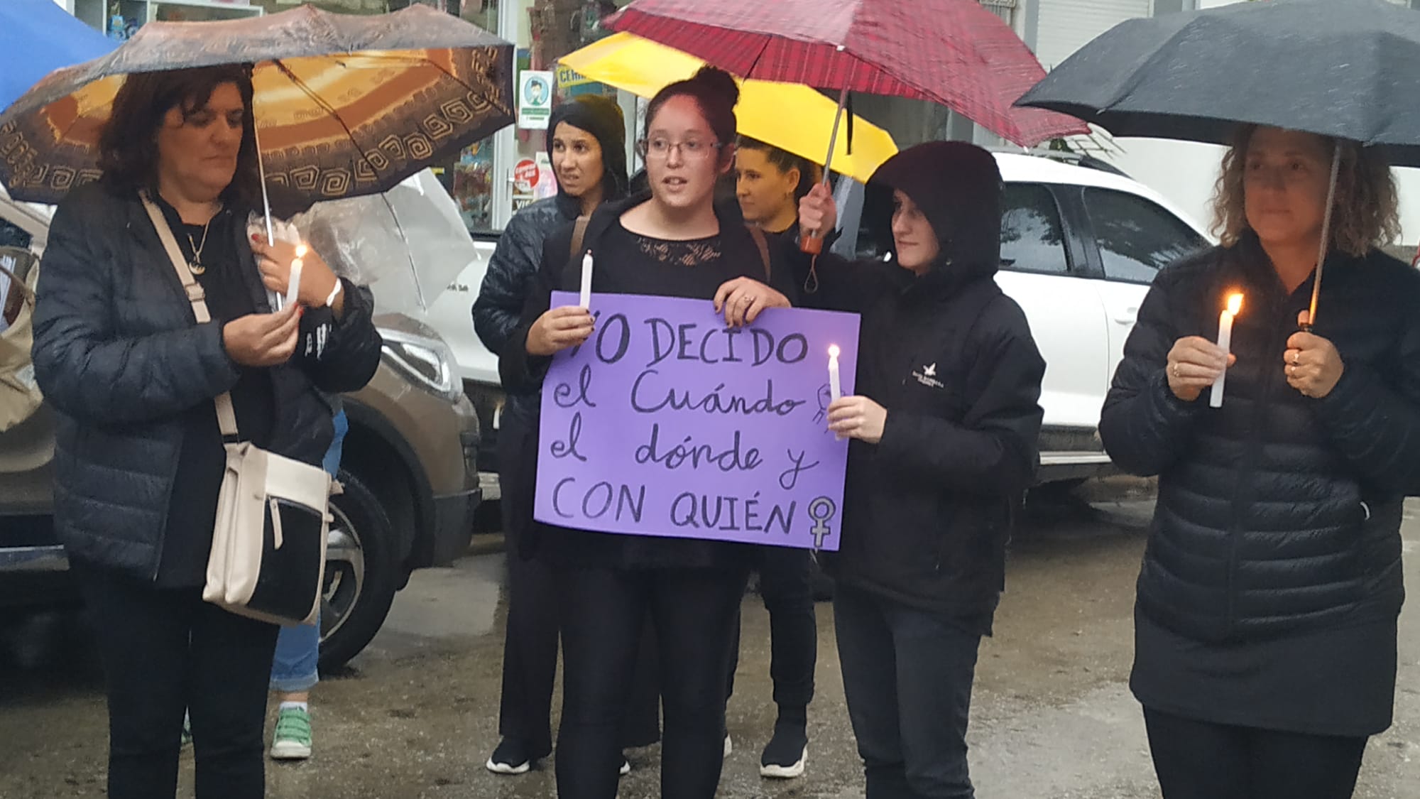 Coordinadora 8M Florida realizó actividad frente a la casa donde vivió Delmira Agustini 3