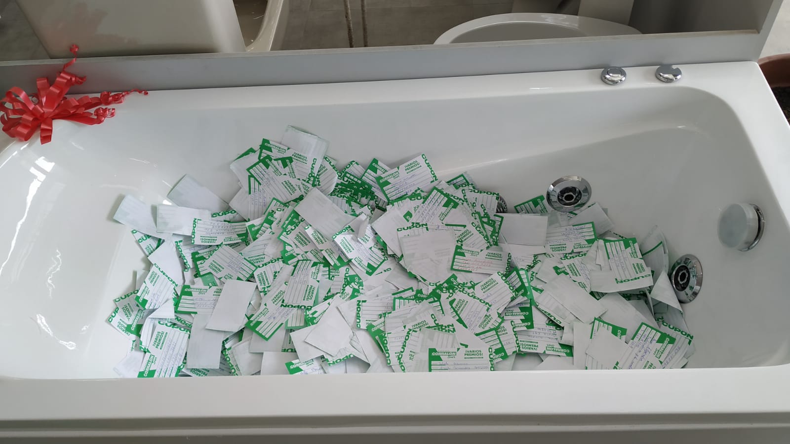 Corralón Sur sorteó 2 motos y 30 premios