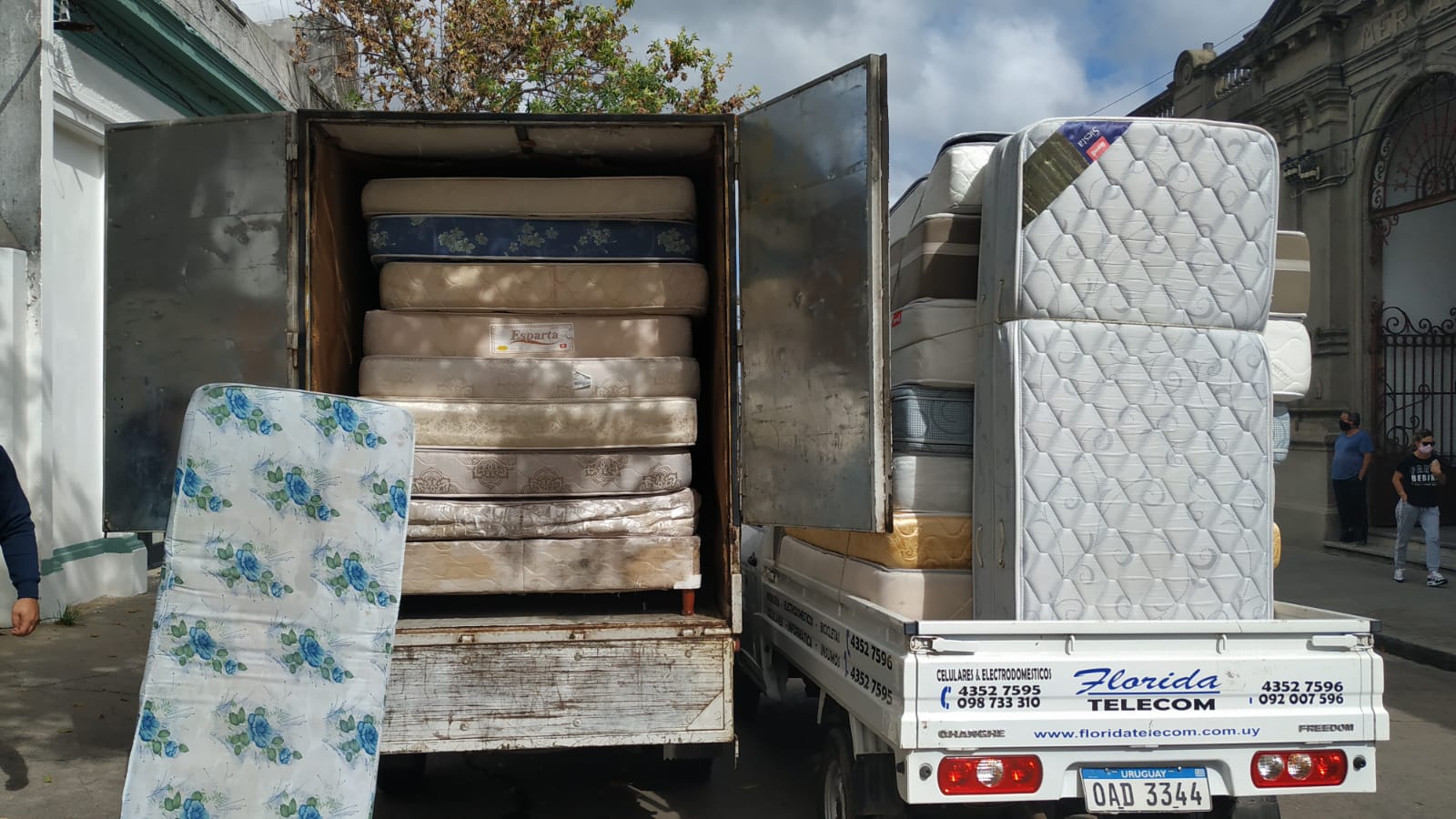 Desarrollo Social recibió donación de colchones de la empresa Florida Telecom