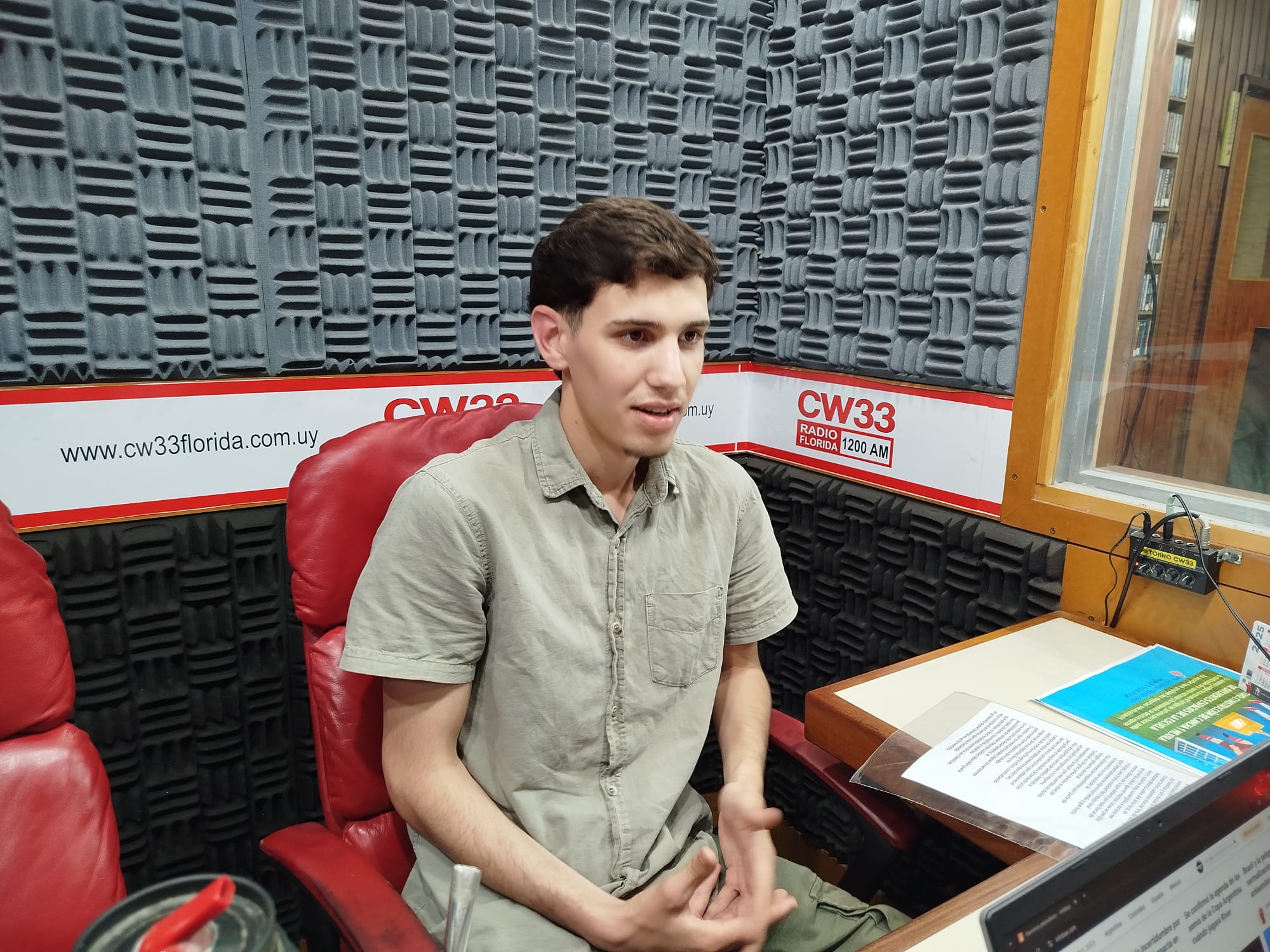 ESTEBAN GALLERO 17 10 25