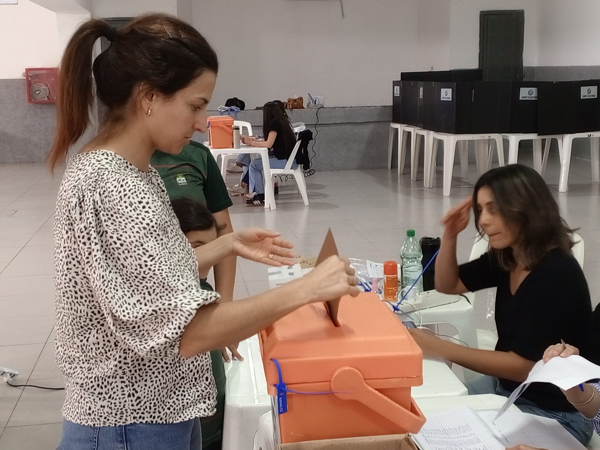 En Florida se vota en el MAVEA y Club Artigas