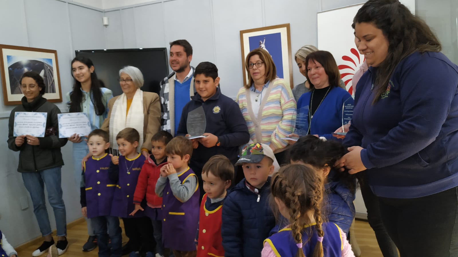 Entrega de premios de Concurso Literario