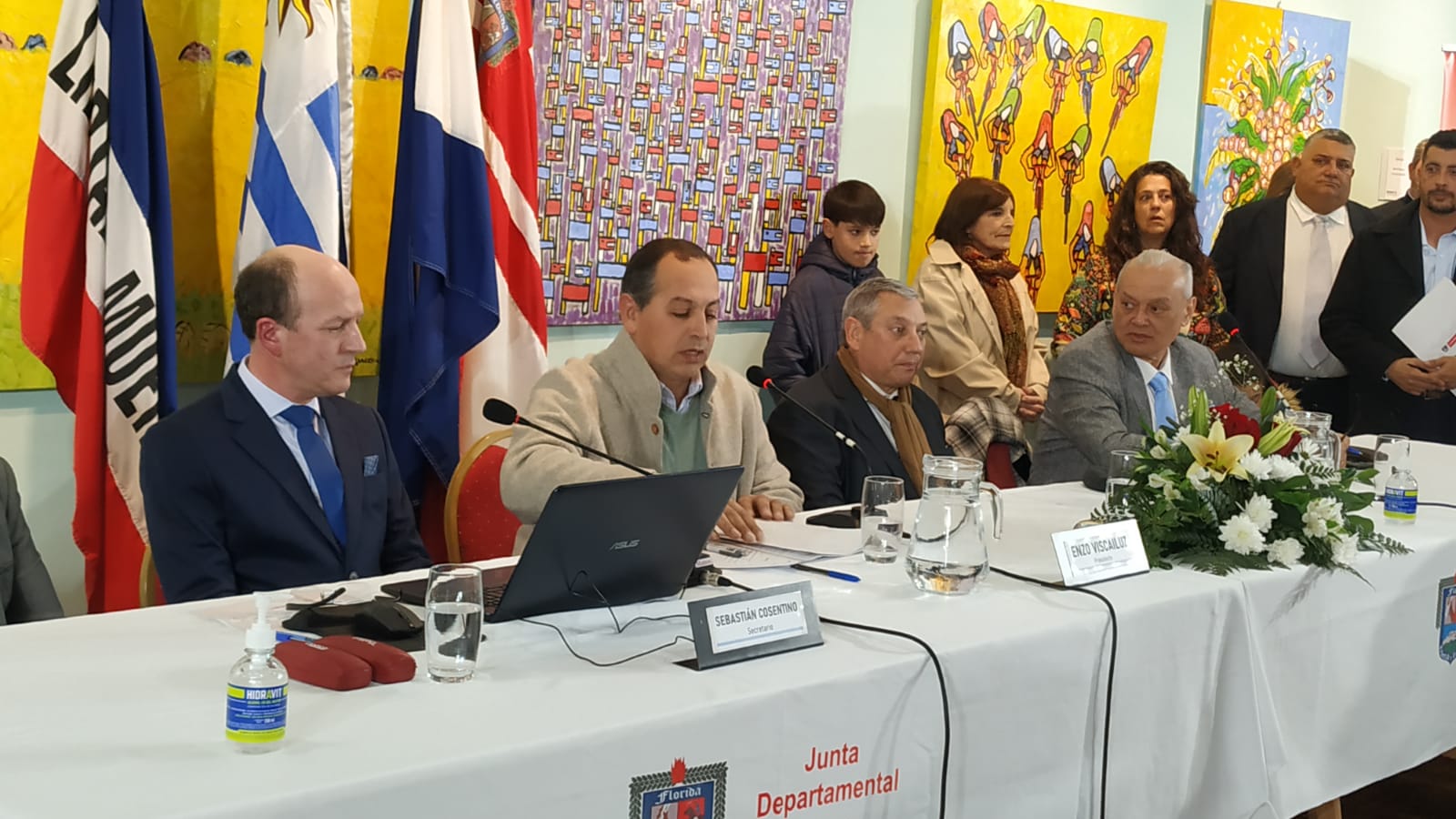 Enzo Viscailuz asumió la presidencia de la Junta Departamental de Florida1