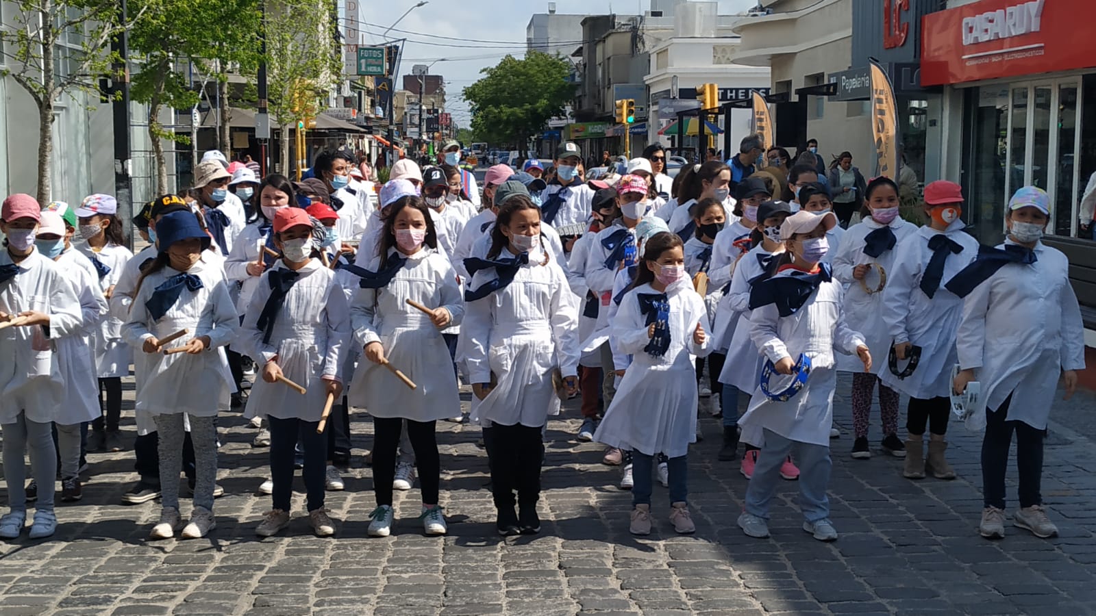 Escuela de Educación Artística realizó desfile. 2