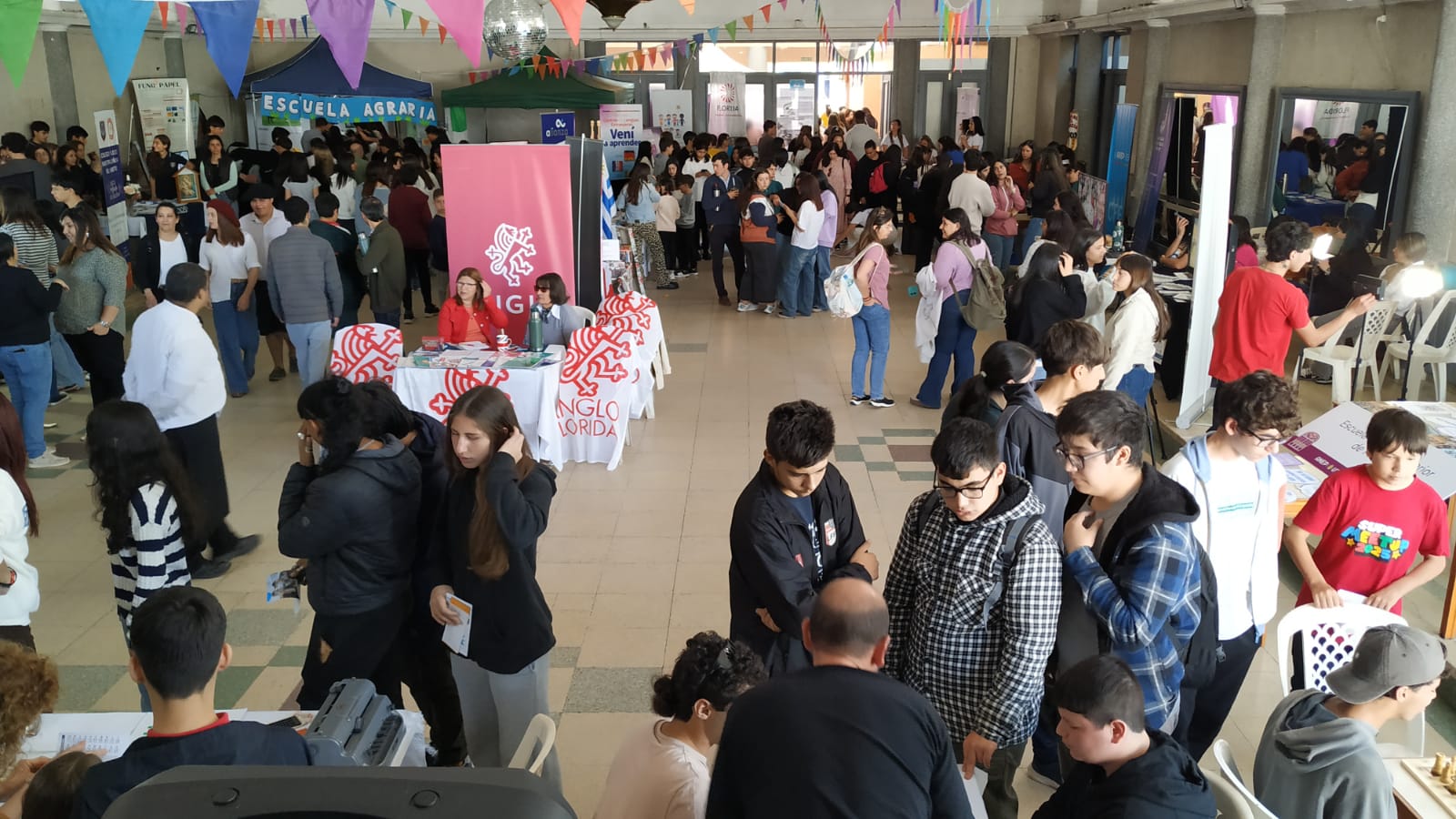 Expo Educa en el Centro Democrático 4