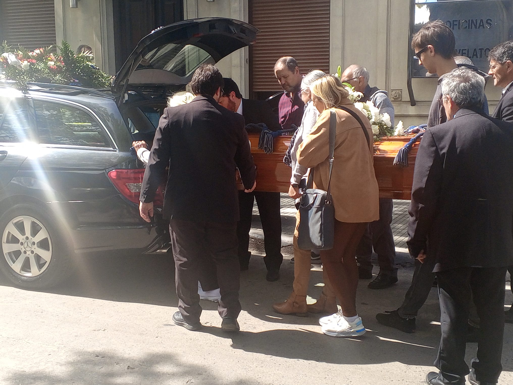 Familiares y amigos despidieron a Carlitos De Lima 2