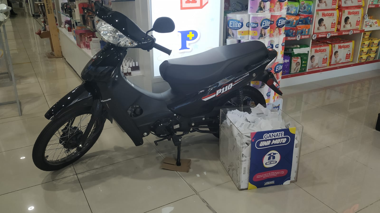 Farmacia Pasteur sorteó otra moto