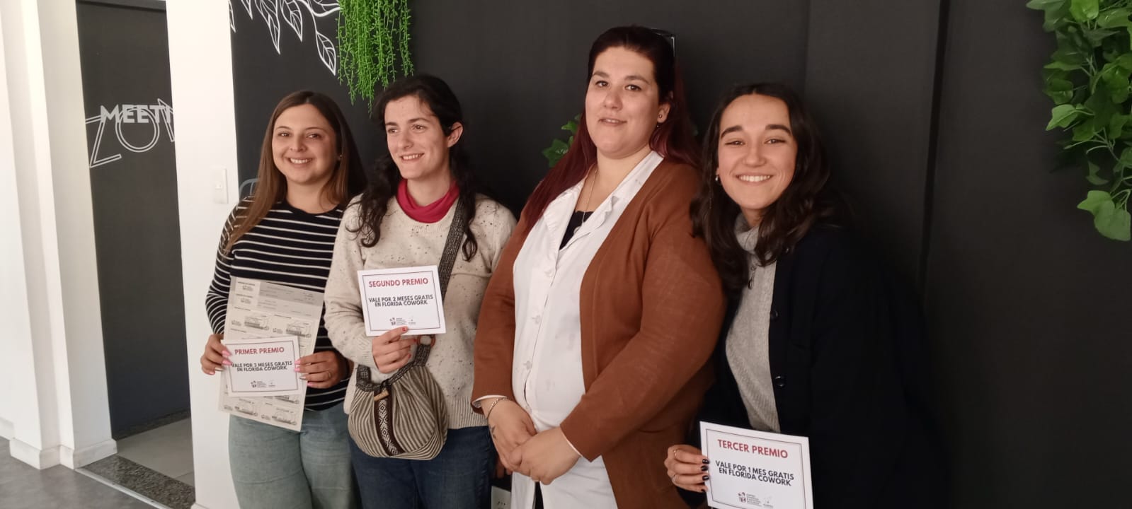 Florida Cowork entregó los premios del concurso del Dictado de la Independencia 2