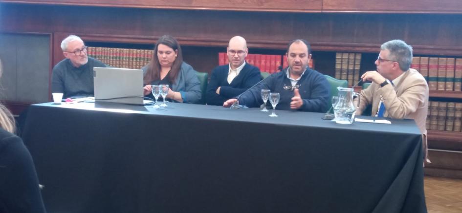 Florida presentó evaluación del programa de digitalización de la prensa del interior