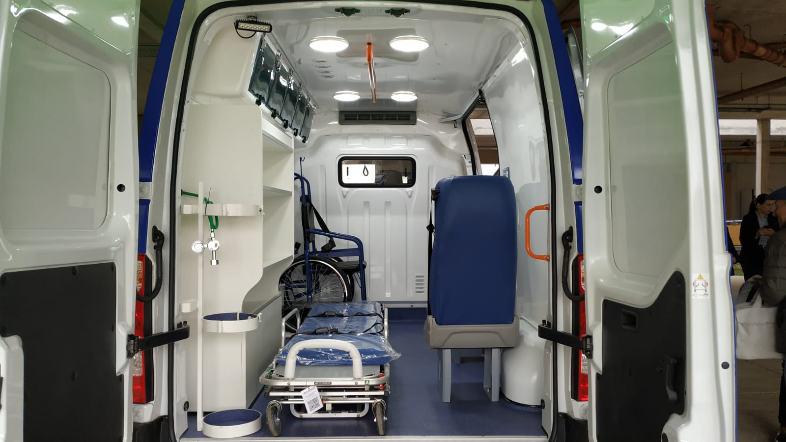Hospital Florida cuenta con nueva ambulancia 2025