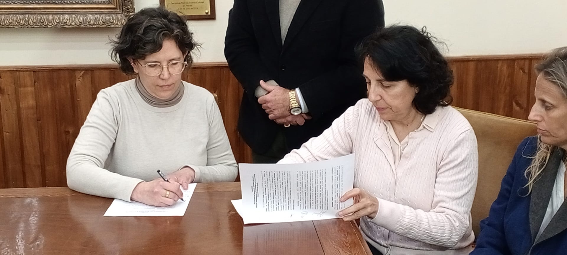 IDF firmó convenio con la Sociedad de Arquitectos del Uruguay para concurso por el Bicentenario de la Declaratoria de la Independencia 3