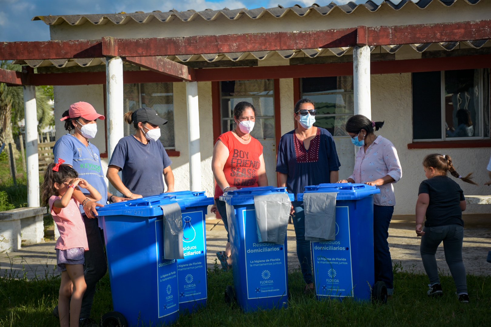 Illescas y Valentines forman parte del programa de contenedores domiciliarios 4