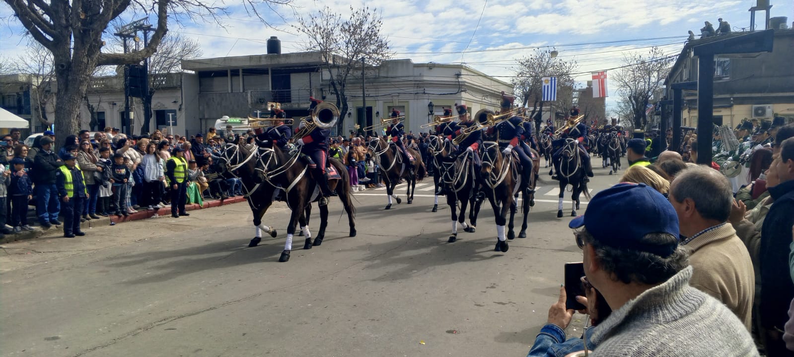 Declaratoria de la Independencia Imágenes del desfile cívico militar 11