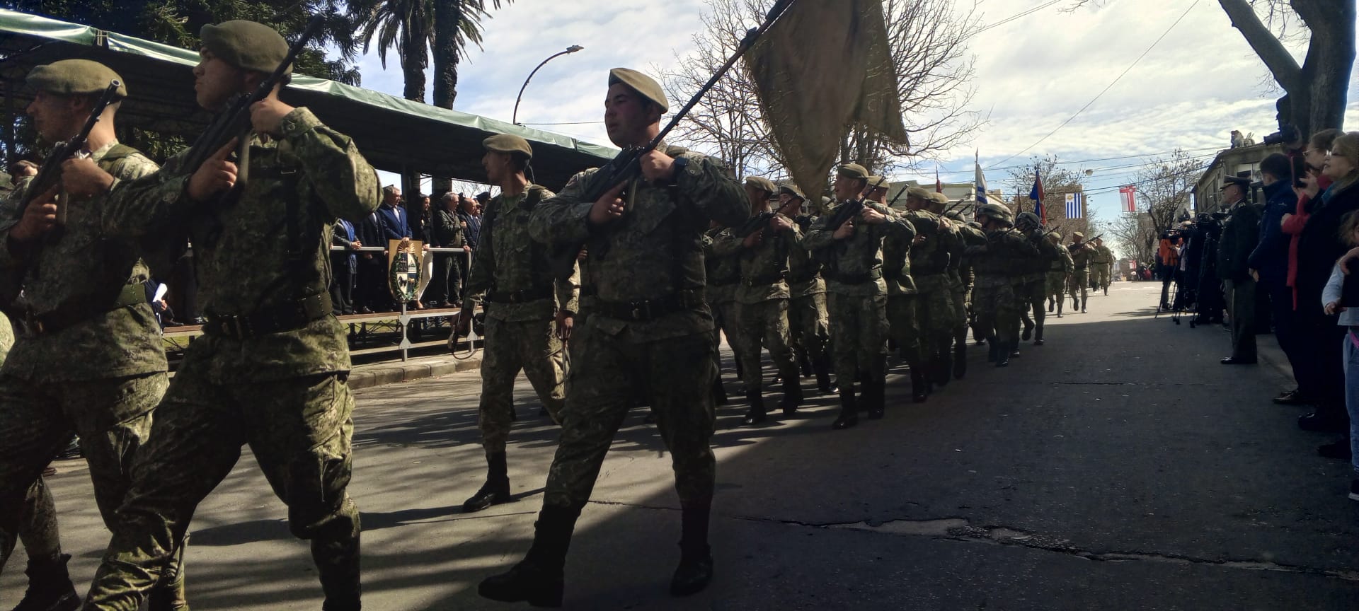 Declaratoria de la Independencia Imágenes del desfile cívico militar 15
