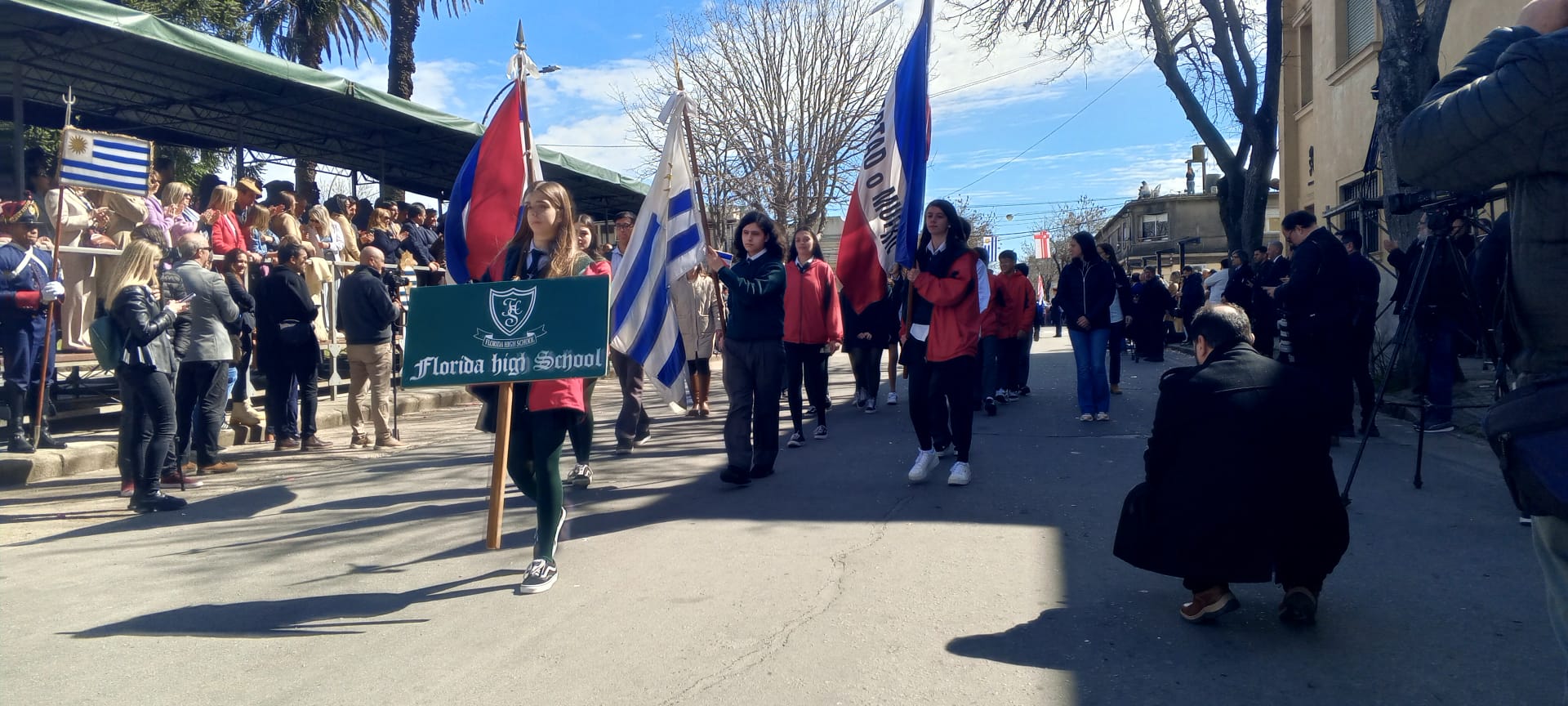 Declaratoria de la Independencia Imágenes del desfile cívico militar 21