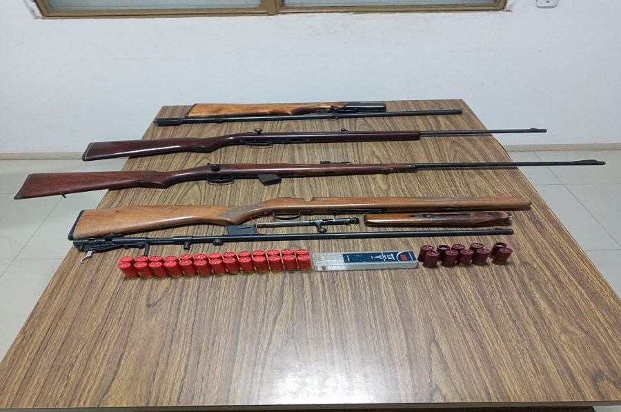 Incautan armas en ruta 7