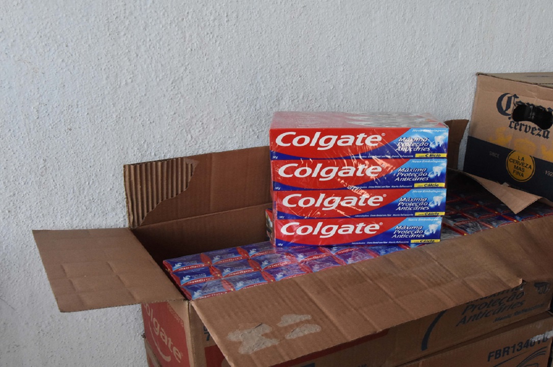 Incautan camioneta con contrabando. Conductor se dio a la fuga. 2