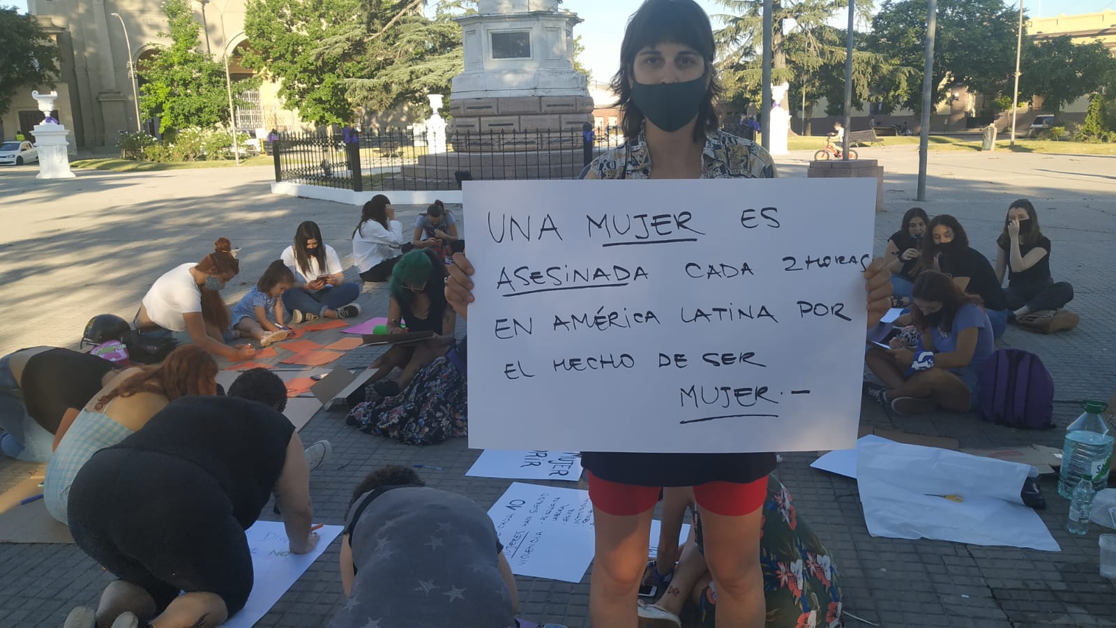 Actividad en Plaza Asamblea por el Día Internacional de la Eliminación de la Violencia contra la Mujer. 3