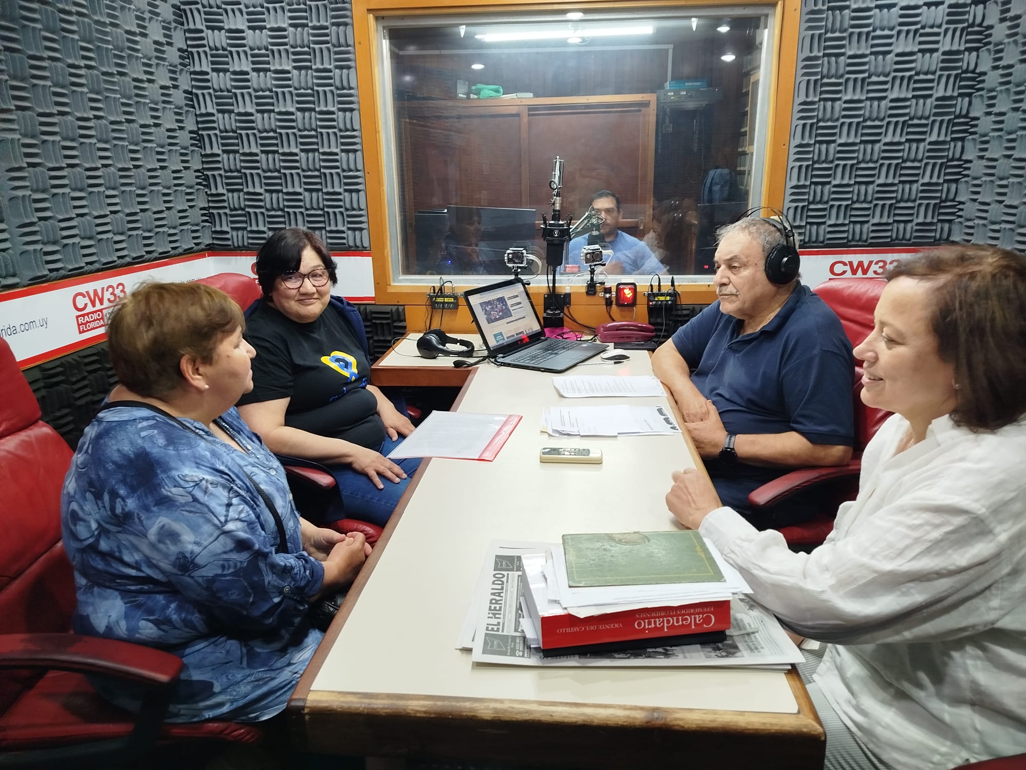 Integrantes de ADOWNFLO en Exitorama