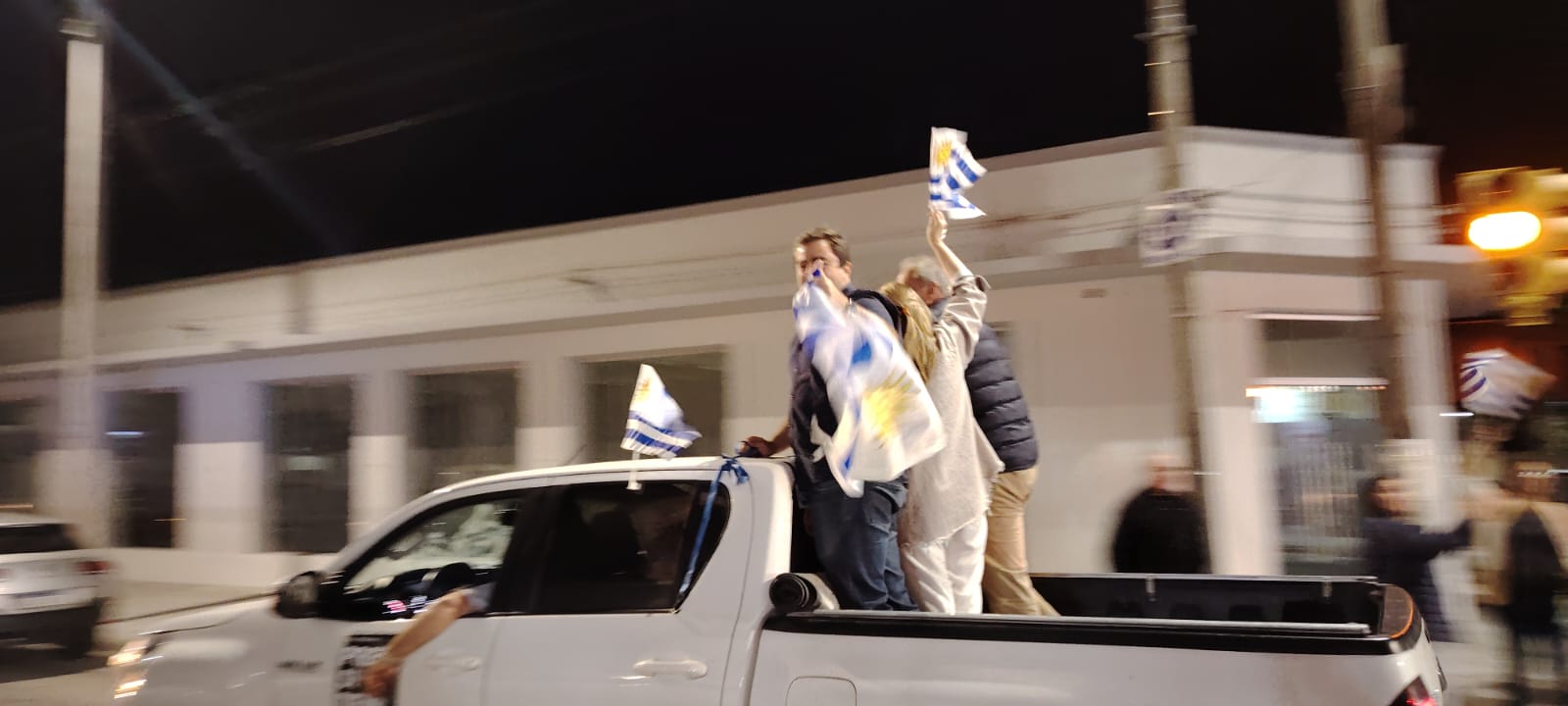 Integrantes de la Coalición de Florida realizaron caravana de cierre de campaña 2