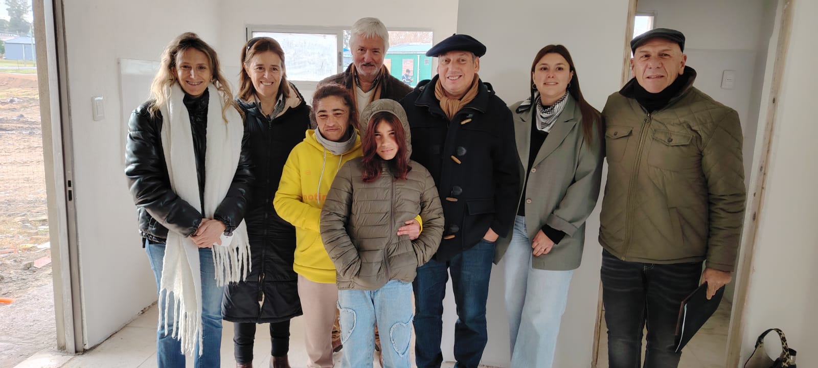Intendencia entregó vivienda a familia que se encontraba alojada en el Pabellón de Deportes