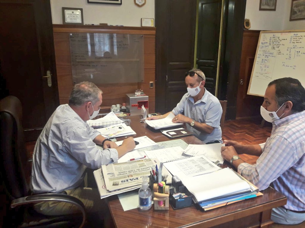 Intendente López se reunió con Directivos del CCIF y Encargado del CECOED 2