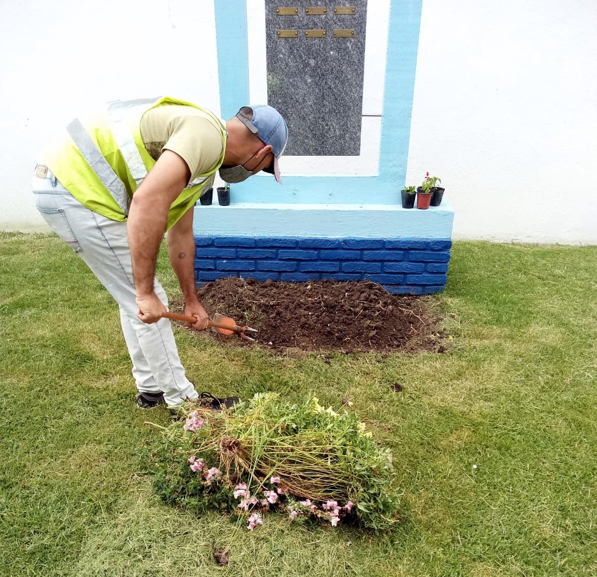 Internos de la Unidad Nº 19 del INR realizaron trabajos en el Hospital Jefatura e INAU Florida