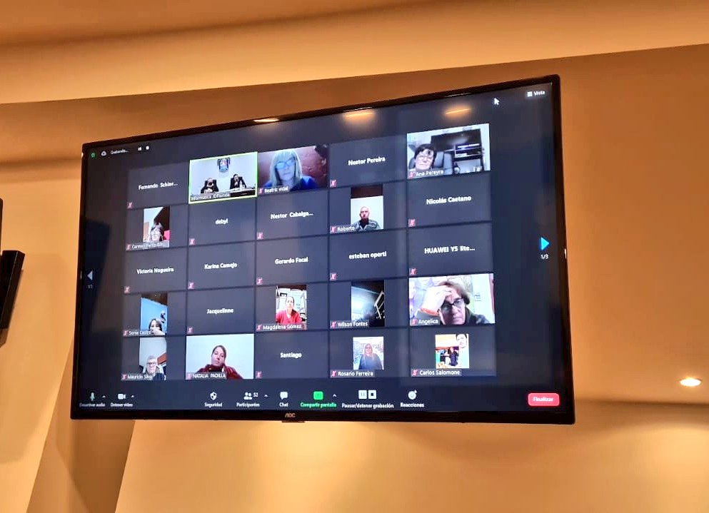 Charlas informativas sobre funcionamiento del organismo y reglamento interno