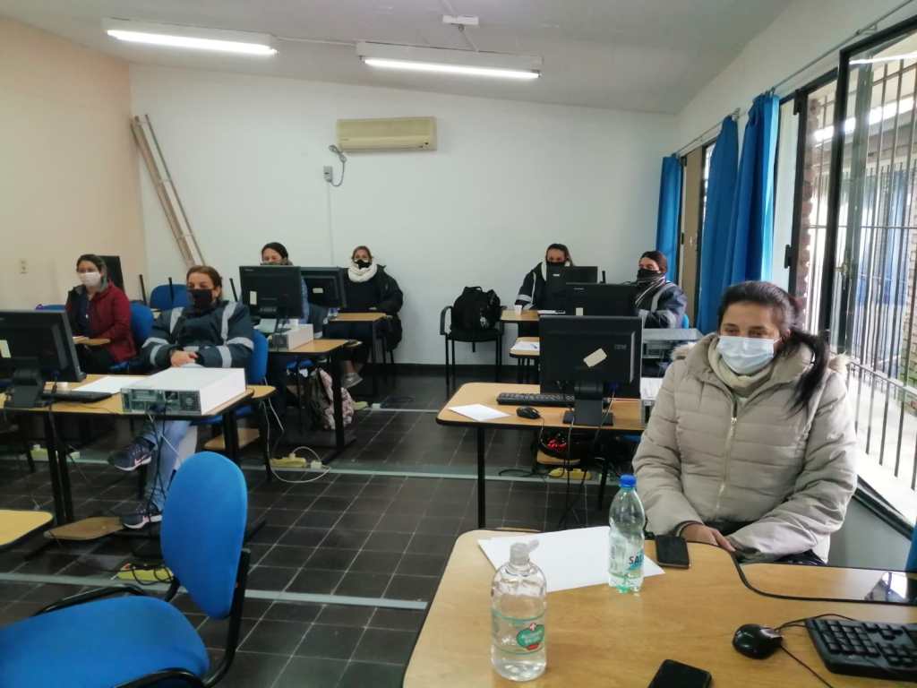 Jornada de capacitación en limpieza manipulación de residuos y bioseguridad