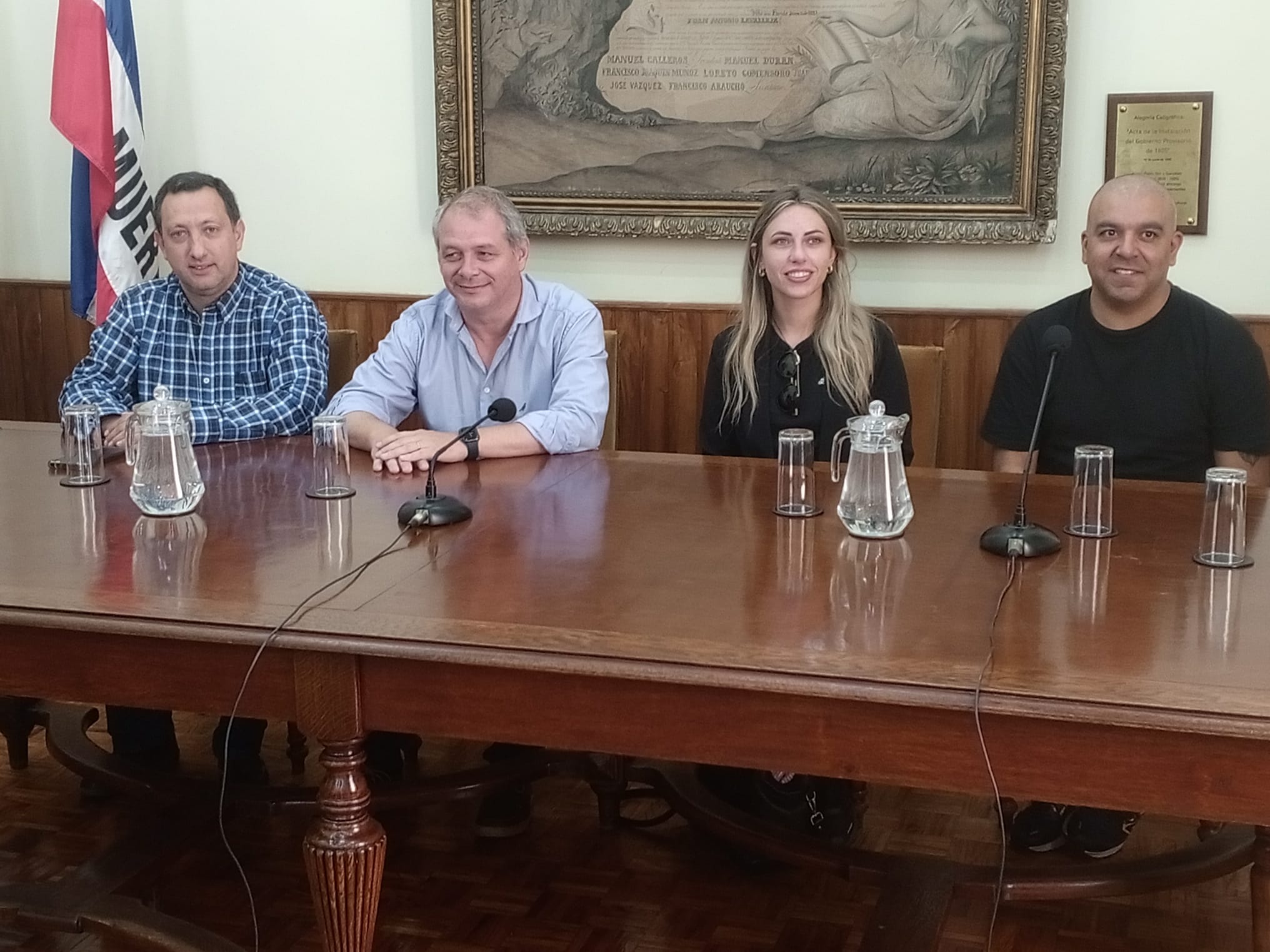 LANZAMIENTO AURAAA 2025