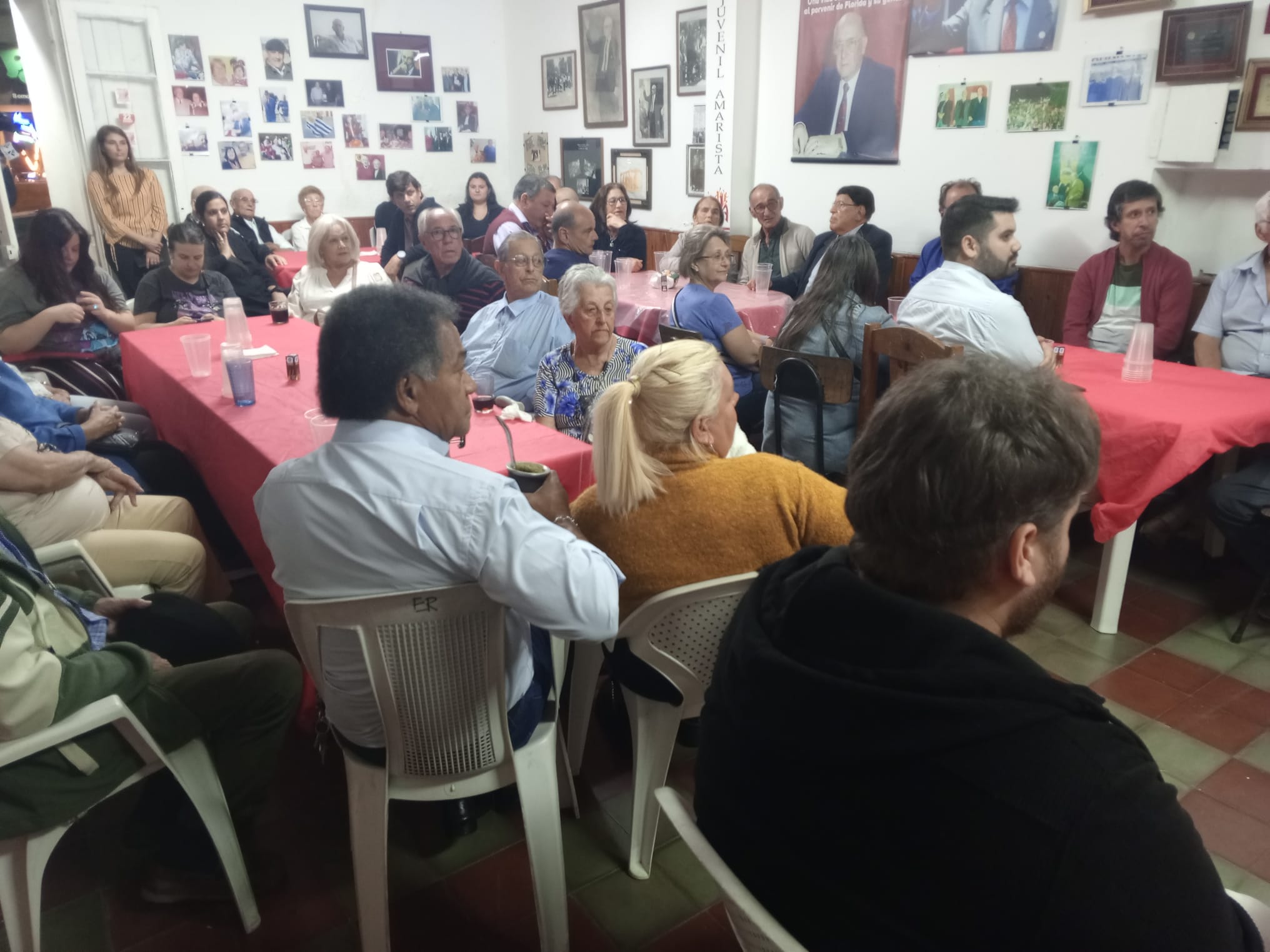 Lista 22 del Partido Colorado realizó brindis de cierre de año