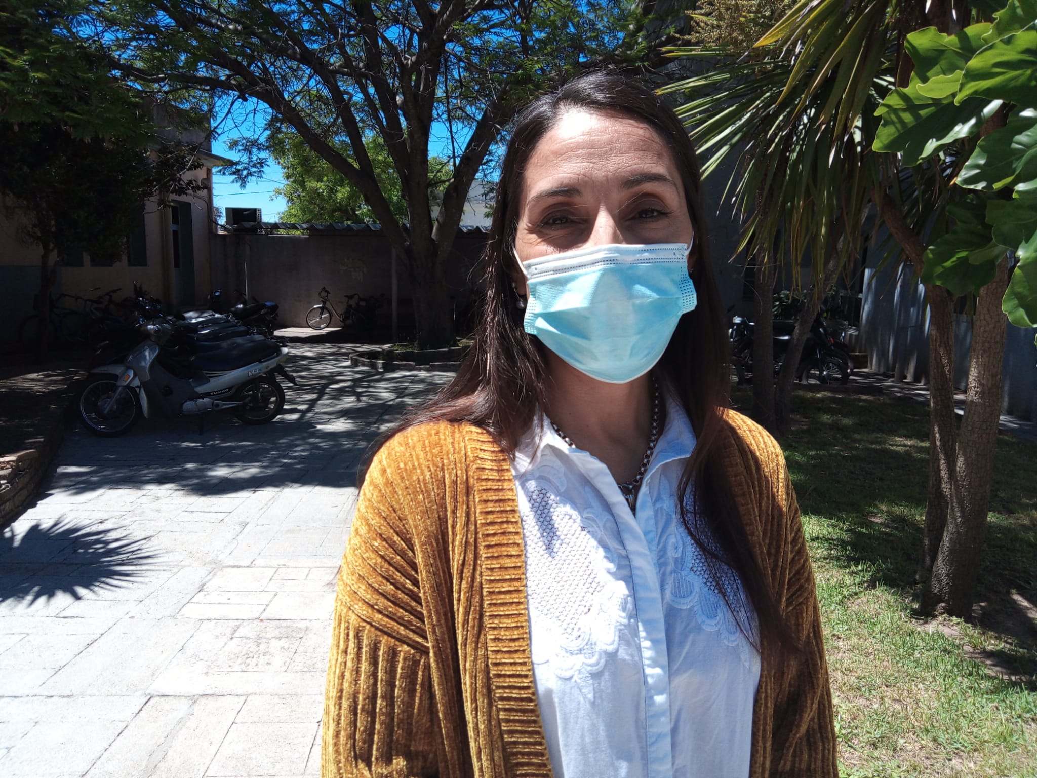 MAHYRA LOPEZ 18 11 21