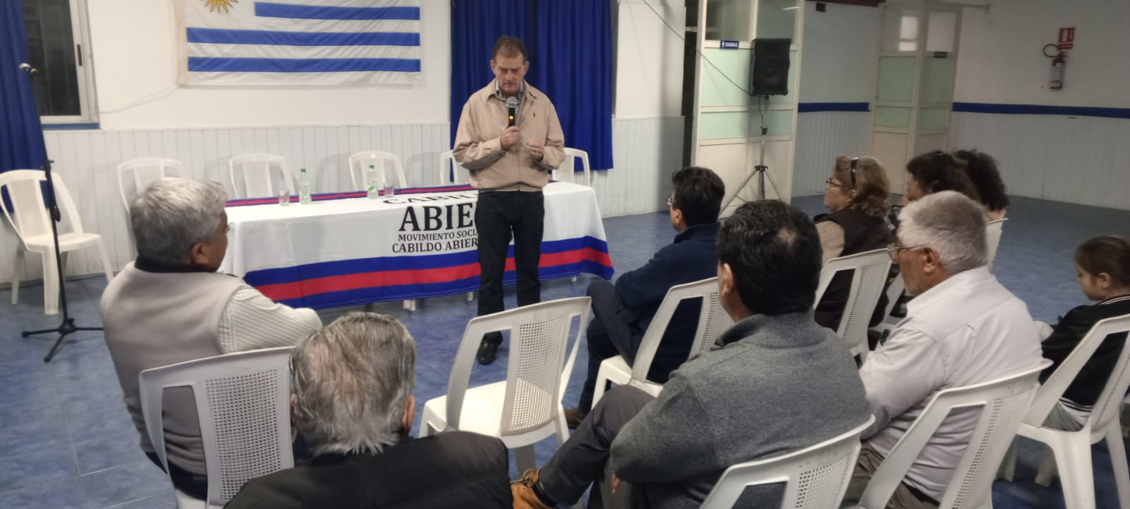 MANINI RIOS EN FLORIDA 6 8 23 2