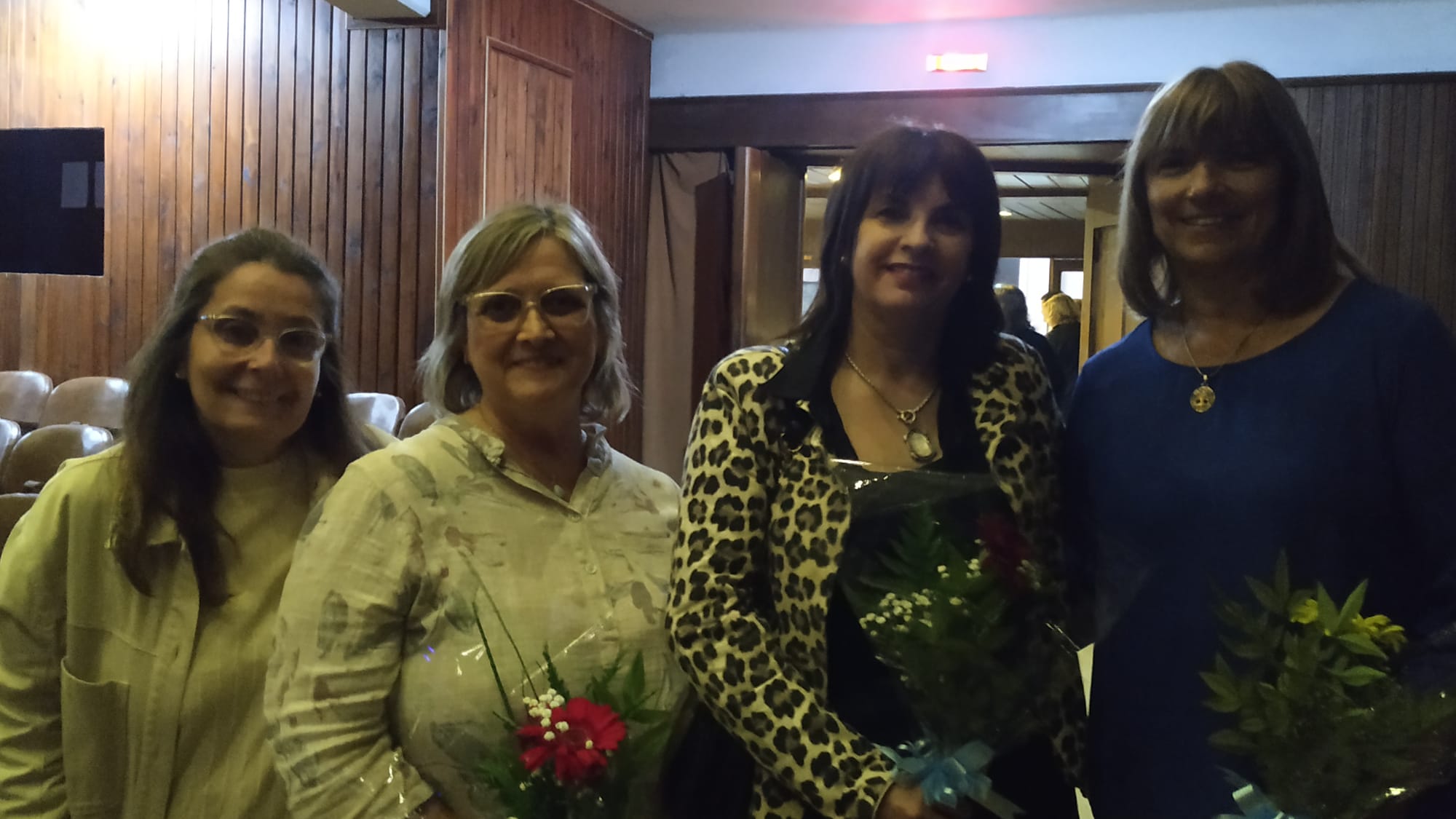 Maestros jubilados y con más 30 años de labor fueron homenajeados 2