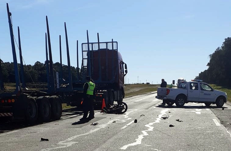 Motonestista resultó lesionado tras impactar contra una camioneta en km 147 de ruta 5