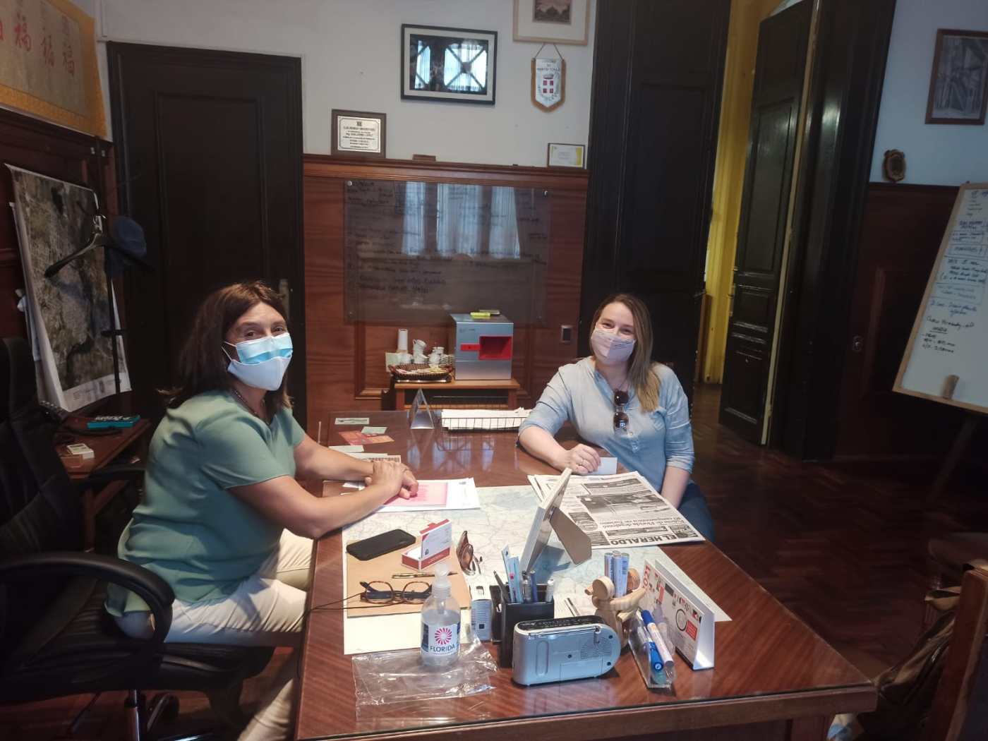 Mutay recibió a Andrea Brugman y se reunió con integrantes del Club de Leones 2