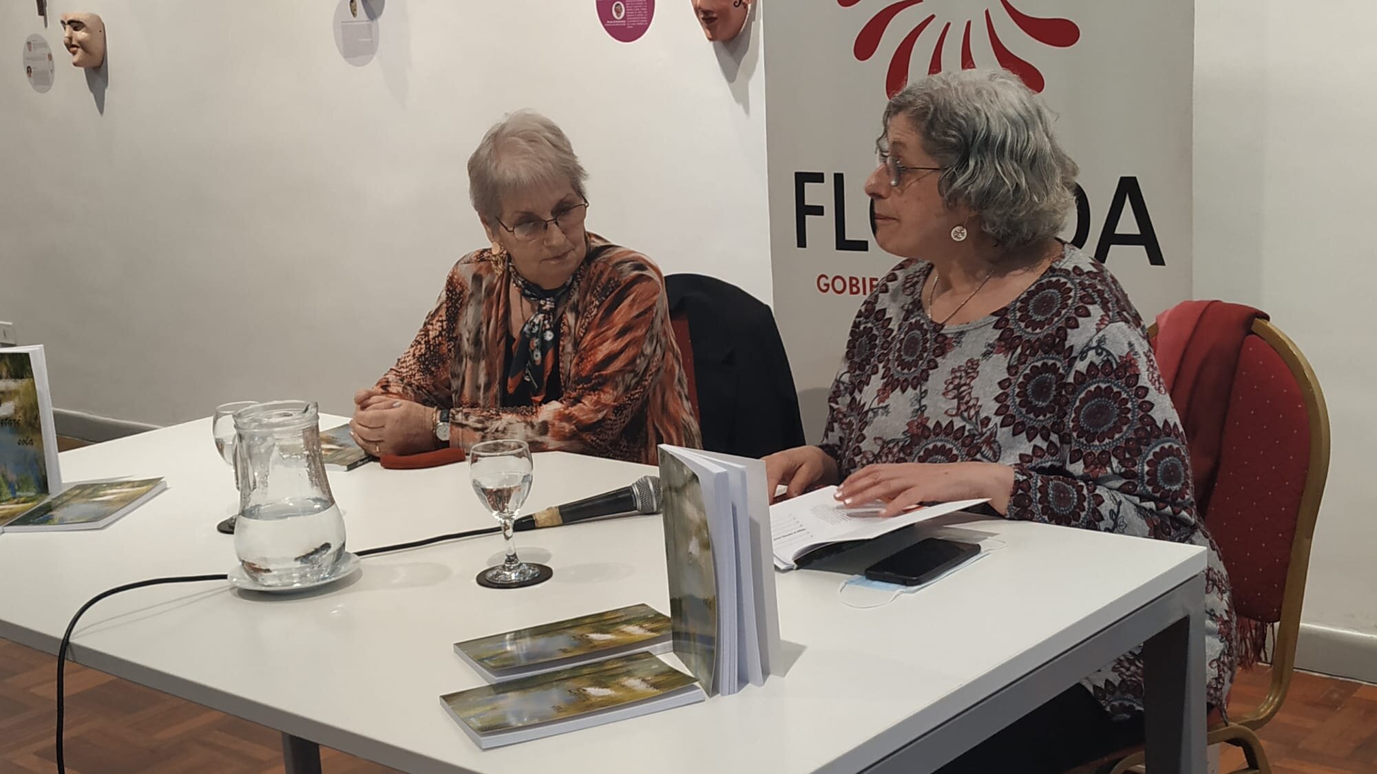 Nibia Ghan presentó su libro Nunca estaré sola 3