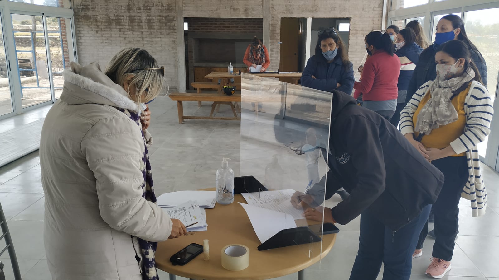 OSE firmó contrato para 41 conexiones de la Cooperativa COVICUES 2