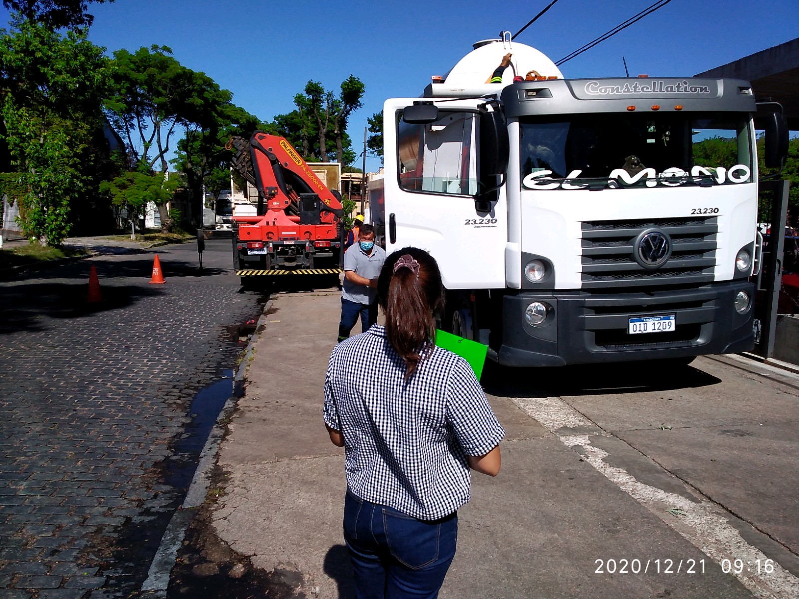 OSE prestó cisterna a la Intendencia de Florida. 2