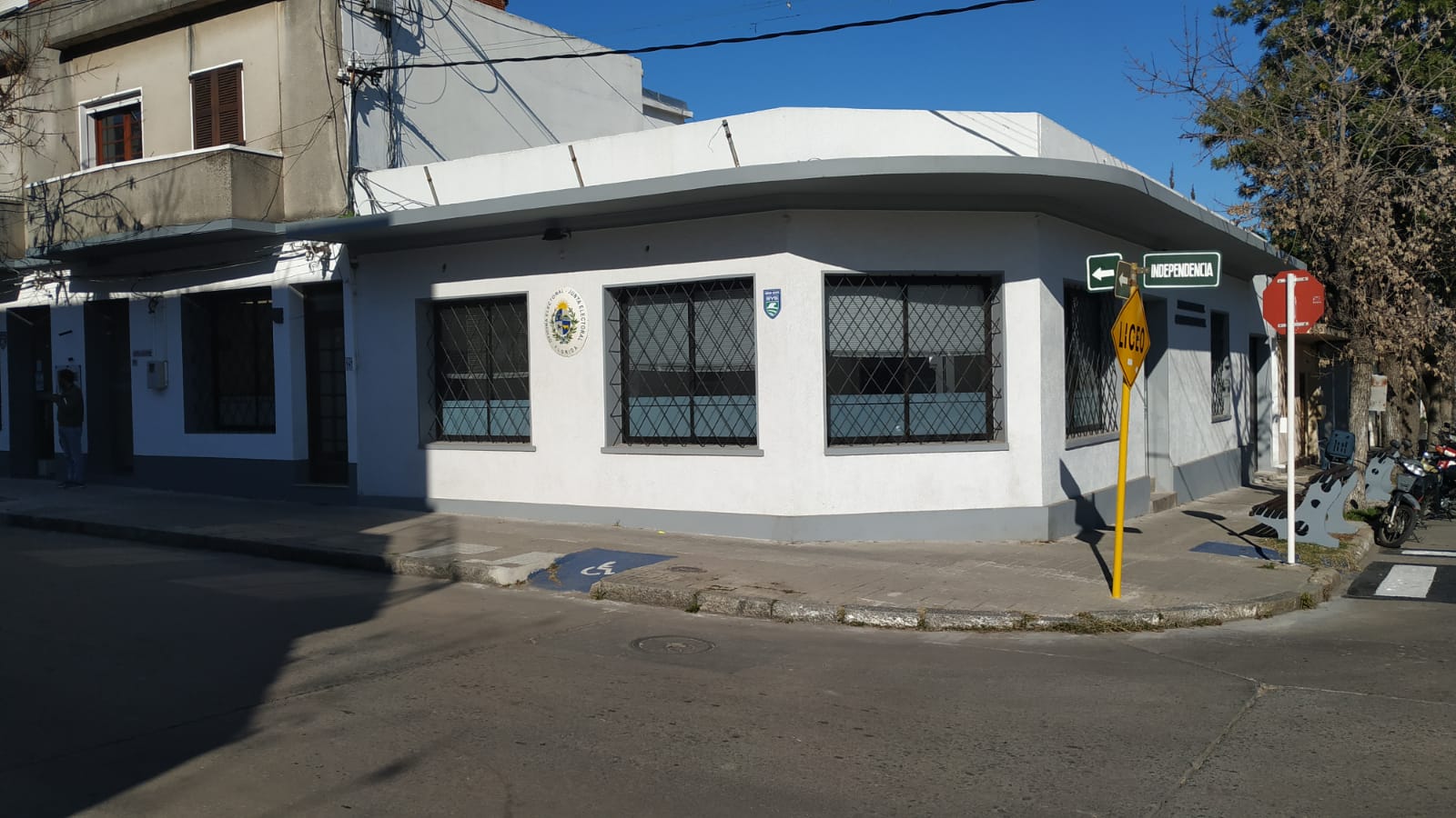 Oficina Electoral de Florida volvió a la histórica esquina de Independencia y Suarez